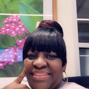 Meet your Posher, Carolyn